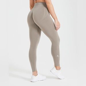 EUC MINKY EFFORTLESS LEGGINGS / SMALL / SHORT